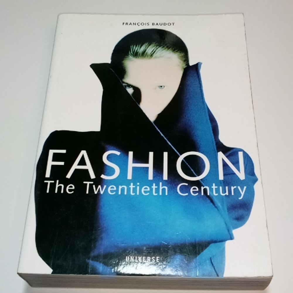 Fashion The Twentieth Century Paperback François Baudot